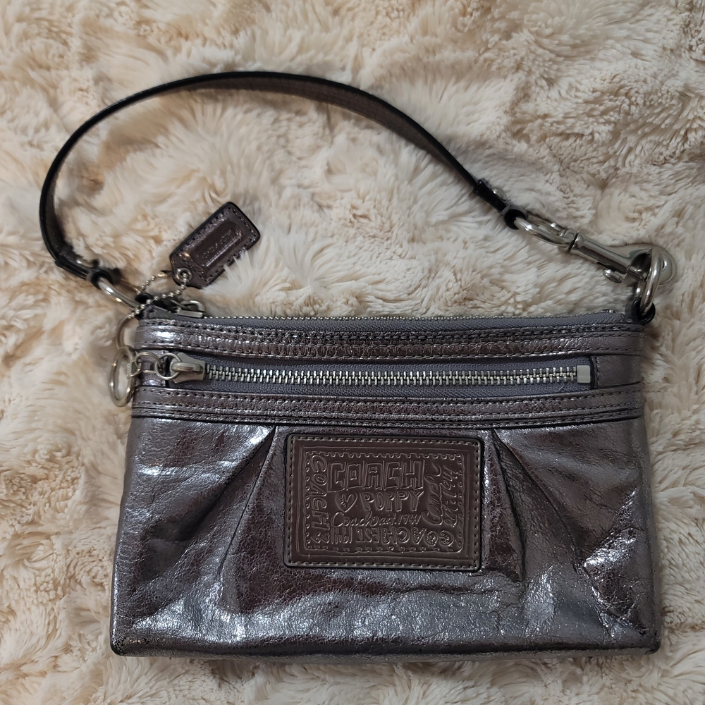 Vintage Coach Metallic Silver Wristlet